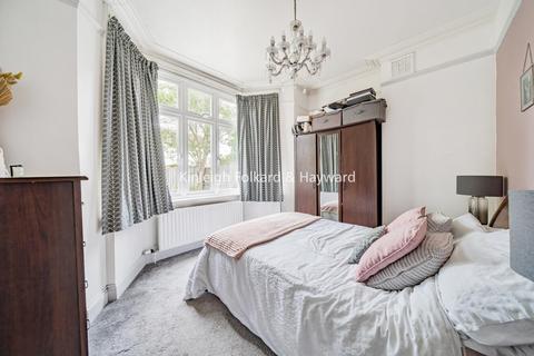 56a Muirkirk Road, London, SE6 1BH