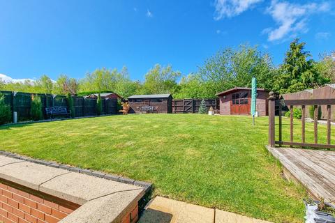 4 bedroom detached bungalow for sale, Hanchett End, Haverhill