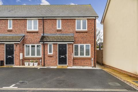 82 Buzzard Way, Cranbrook, Exeter, EX5 7GX