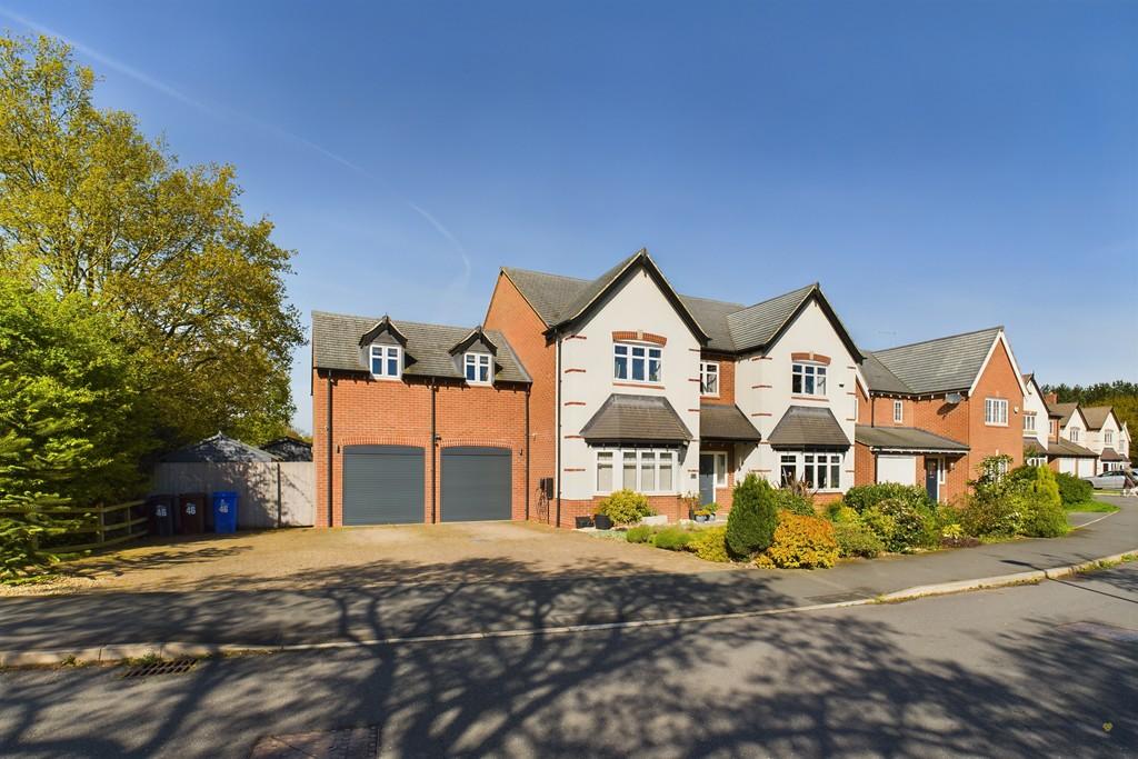 Causer Road, BartonunderNeedwood 5 bed detached house for sale £870,000