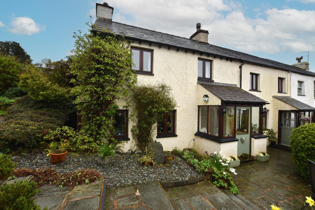 Brow Edge Road, Backbarrow, Ulverston 3 bed semidetached house for