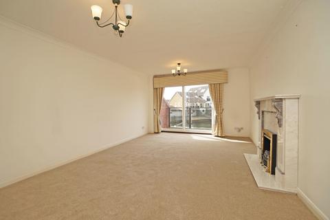 3 bedroom terraced house to rent, Cadgwith Place, Portsmouth PO6