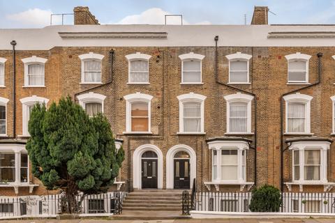 2 bedroom flat for sale, Grosvenor Avenue, Highbury, London