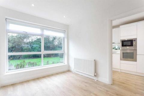 2 bedroom maisonette to rent, Heath View, East Finchley, London