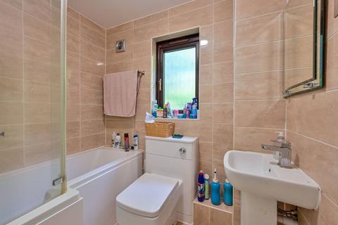 undefined, Ladygrove Drive, Burpham, Guildford, GU4