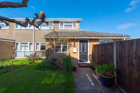 10 Beechnut Drive, Blackwater, Camberley, GU17 0DJ