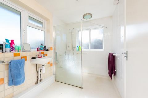 10 Beechnut Drive, Blackwater, Camberley, GU17 0DJ