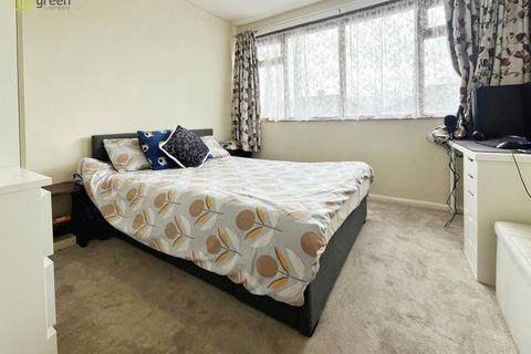 11a Broomhill Close, Birmingham, B43 5BT