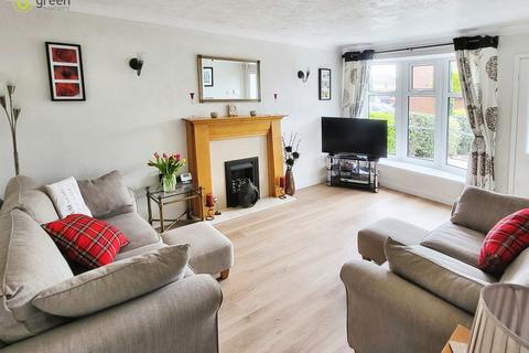 71 Winton Grove, Minworth, Sutton Coldfield, B76 1XE