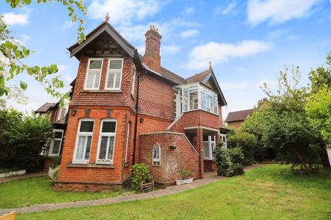 3 bedroom apartment for sale, Rothes Road, Dorking