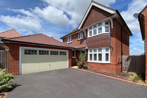 4 bedroom detached house for sale, Kyte Close, Warminster