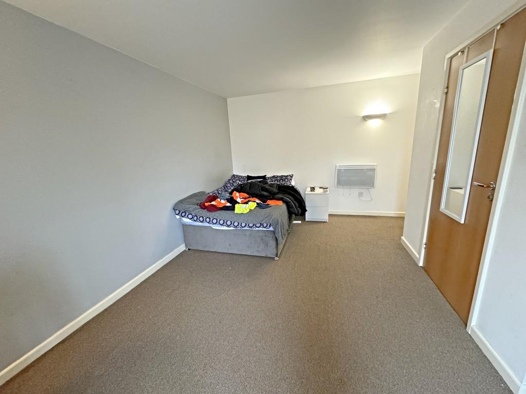 Bedroom 2a