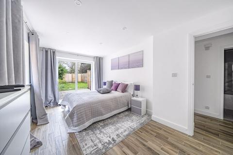3 bedroom semi-detached bungalow for sale, Ballards Way, South Croydon