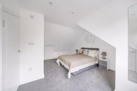 153 Ballards Way, Croydon, CR0 5RJ