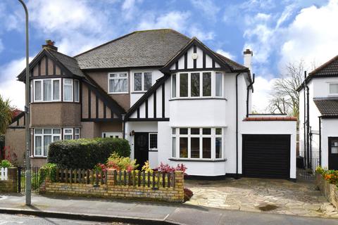 4 bedroom semi-detached house for sale, Rochester Avenue, Bromley