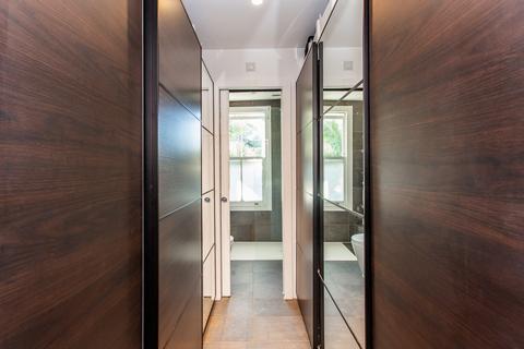 16 Alloway Road, London, E3 5AS