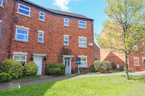 4 bedroom townhouse for sale, Valley Drive, Wilnecote