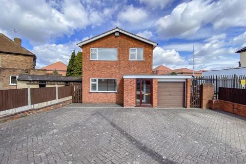 3 bedroom detached house for sale, Broadmoor Road, Bilston, WV14 0RN