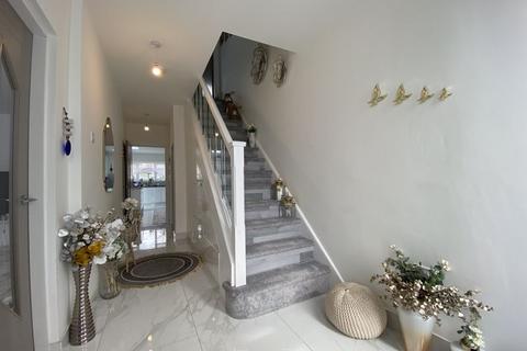 92 Sandon Road, Wolverhampton, WV10 6EN