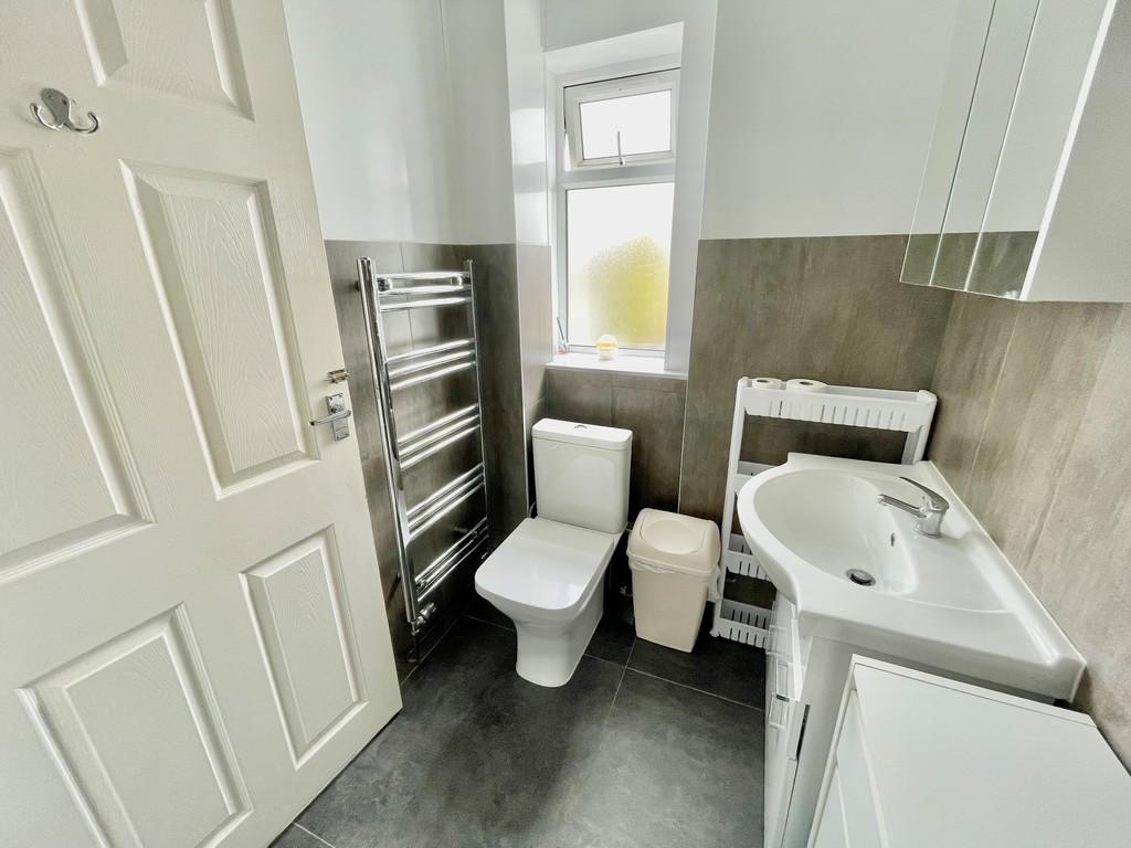 181 Timberleys TF Shower 2