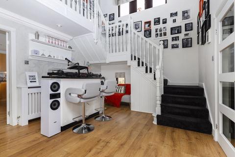 9a Sandyfoot, Barkisland, Halifax, HX4 0JA