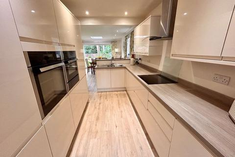 55 Grosvenor Close, Sutton Coldfield, B75 6RP