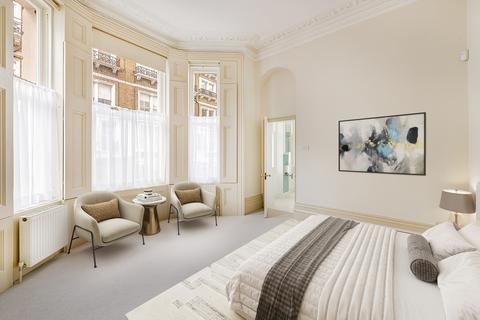 2 bedroom flat to rent, Southwell Gardens, South Kensington, London