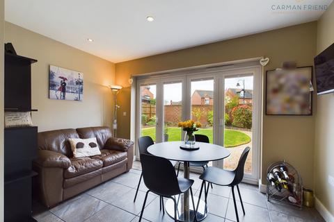 4 bedroom detached house for sale, Upton Grange, Upton, CH2