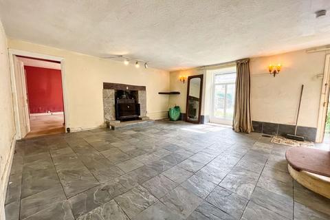 4 bedroom semi-detached house for sale, Baytree Cottage, 29 Newton Nottage Road, Porthcawl, CF36 5PF