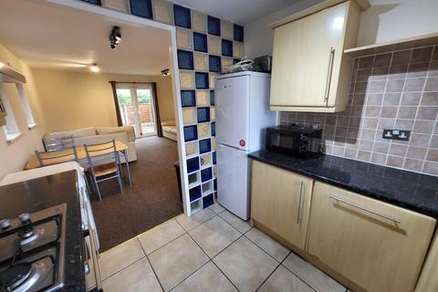 3 bedroom townhouse for sale, Wilbraham Road, Manchester. M16 8GL.