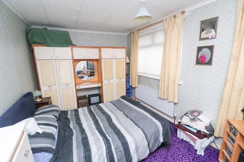 2 bedroom terraced house for sale, Holywell Close, Blaydon