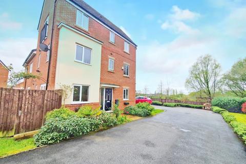 9 Greengables Close, Middleton, Manchester, M24 5TG