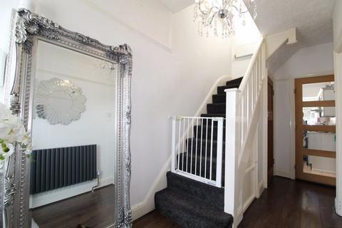 152 Wardown Crescent, Luton, LU2 7JU