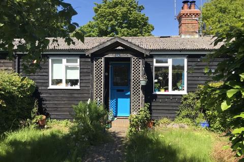 2 bedroom bungalow to rent, Garlinge Green Road, Petham