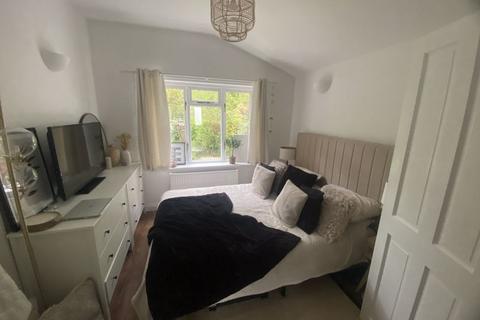 2 bedroom bungalow to rent, Garlinge Green Road, Petham