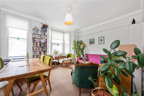 2 bedroom flat to rent, Barretts Grove, London, N16
