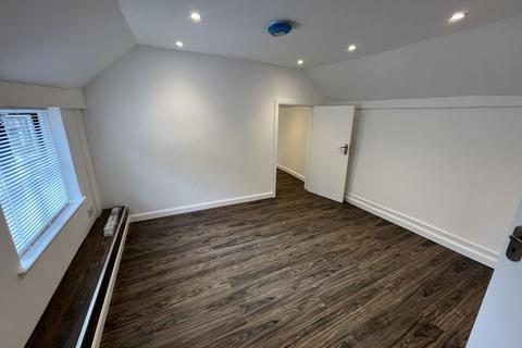 undefined, Windsor Street, Uxbridge, UB8