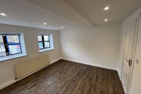 undefined, Windsor Street, Uxbridge, UB8