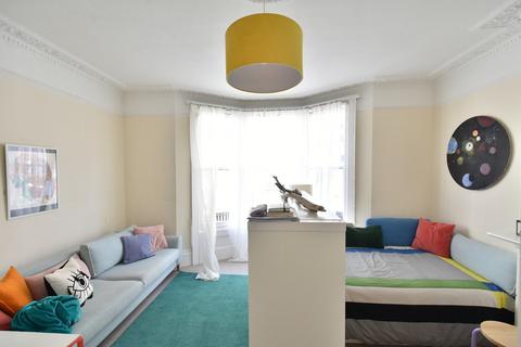 Studio to rent, Sudeley Terrace, Brighton, BN2 1HD