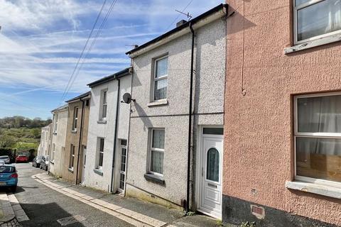 2 bedroom terraced house for sale, Brandon Road, Laira, Plymouth. A 2 double bedroomed terraced house in need of refurbishment and updating. Lovely garden