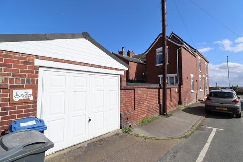 3 bedroom end of terrace house for sale, Doncaster Road, Rotherham S63