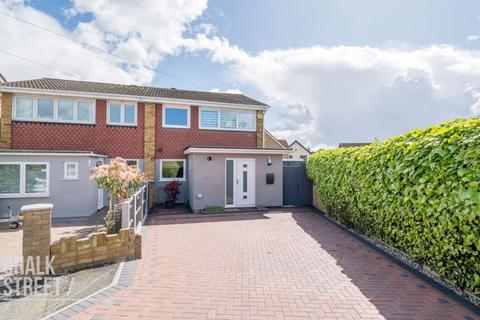 3 bedroom semi-detached house for sale, Venette Close, Rainham, RM13