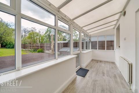 14 Heath Park Road, Romford, RM2 5UB