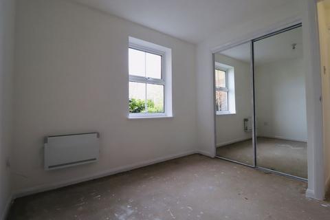 2 bedroom apartment for sale, London Road, Benfleet