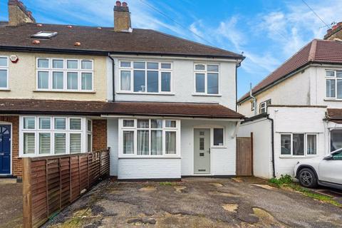 52 Washington Road, Worcester Park, KT4 8JH