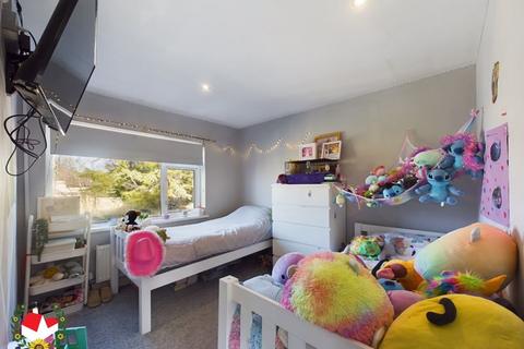 38 Bourton Road, Tuffley, Gloucester, GL4 0LE
