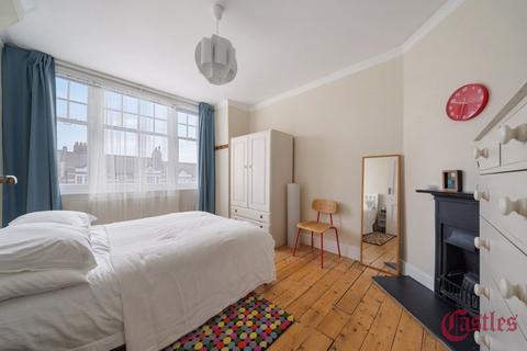 4 bedroom terraced house for sale, Bedford Road, N8