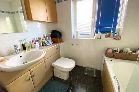 4 Bree Close, Weston-super-mare, BS22 7JX