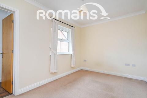 2 bedroom flat to rent, Marbeck Close, Swindon