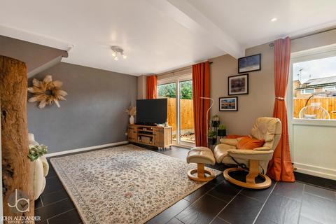 5 bedroom end of terrace house for sale, Onslow Crescent, Colchester
